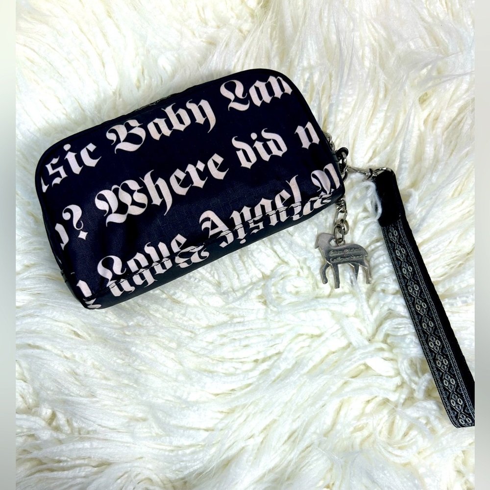 LA.M.B. LeSportsac Designer Wristlet🖤❤️